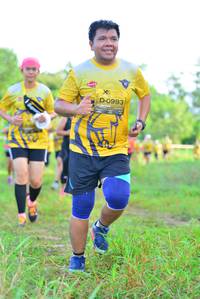 BIB: 0993
                            <button type="button" onclick="openModal(4965790)" class="btn btn-primary btn-sm float-right btn-popup" data-toggle="modal" data-target=".modal-high-quality">
                        <i class="fas fa-shopping-cart"></i> Add to Cart
                    </button>
                                            <button type="button" onclick="isThisMe(4965790, true)" class="btn btn-success btn-sm float-right btn-popup btn-isme hidden" data-toggle="tooltip" data-placement="bottom" title="นี่คือรูปของคุณใช่ไหม คลิกที่นี่เพื่อเอาเข้าอัลบั้ม">
                        <i class="fas fa-plus"></i> Add to album
                    </button>
                    <button type="button" onclick="isThisMe(4965790, false)" class="btn btn-warning btn-sm float-right btn-popup btn-isnotme hidden">
                        <i class="fas fa-ban"></i> Remove from album
                    </button>