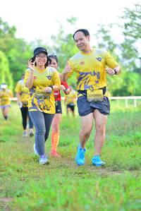 BIB: 0860
                            <button type="button" onclick="openModal(5048650)" class="btn btn-primary btn-sm float-right btn-popup" data-toggle="modal" data-target=".modal-high-quality">
                        <i class="fas fa-shopping-cart"></i> Add to Cart
                    </button>
                                            <button type="button" onclick="isThisMe(5048650, true)" class="btn btn-success btn-sm float-right btn-popup btn-isme hidden" data-toggle="tooltip" data-placement="bottom" title="นี่คือรูปของคุณใช่ไหม คลิกที่นี่เพื่อเอาเข้าอัลบั้ม">
                        <i class="fas fa-plus"></i> Add to album
                    </button>
                    <button type="button" onclick="isThisMe(5048650, false)" class="btn btn-warning btn-sm float-right btn-popup btn-isnotme hidden">
                        <i class="fas fa-ban"></i> Remove from album
                    </button>