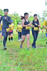 BIB: 1032, 120, 1031
                            <button type="button" onclick="openModal(4969038)" class="btn btn-primary btn-sm float-right btn-popup" data-toggle="modal" data-target=".modal-high-quality">
                        <i class="fas fa-shopping-cart"></i> Add to Cart
                    </button>
                                            <button type="button" onclick="isThisMe(4969038, true)" class="btn btn-success btn-sm float-right btn-popup btn-isme hidden" data-toggle="tooltip" data-placement="bottom" title="นี่คือรูปของคุณใช่ไหม คลิกที่นี่เพื่อเอาเข้าอัลบั้ม">
                        <i class="fas fa-plus"></i> Add to album
                    </button>
                    <button type="button" onclick="isThisMe(4969038, false)" class="btn btn-warning btn-sm float-right btn-popup btn-isnotme hidden">
                        <i class="fas fa-ban"></i> Remove from album
                    </button>