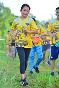 BIB: 0895
                            <button type="button" onclick="openModal(4944041)" class="btn btn-primary btn-sm float-right btn-popup" data-toggle="modal" data-target=".modal-high-quality">
                        <i class="fas fa-shopping-cart"></i> Add to Cart
                    </button>
                                            <button type="button" onclick="isThisMe(4944041, true)" class="btn btn-success btn-sm float-right btn-popup btn-isme hidden" data-toggle="tooltip" data-placement="bottom" title="นี่คือรูปของคุณใช่ไหม คลิกที่นี่เพื่อเอาเข้าอัลบั้ม">
                        <i class="fas fa-plus"></i> Add to album
                    </button>
                    <button type="button" onclick="isThisMe(4944041, false)" class="btn btn-warning btn-sm float-right btn-popup btn-isnotme hidden">
                        <i class="fas fa-ban"></i> Remove from album
                    </button>