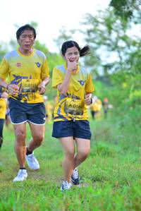 BIB: 0725, 0184
                            <button type="button" onclick="openModal(4948051)" class="btn btn-primary btn-sm float-right btn-popup" data-toggle="modal" data-target=".modal-high-quality">
                        <i class="fas fa-shopping-cart"></i> Add to Cart
                    </button>
                                            <button type="button" onclick="isThisMe(4948051, true)" class="btn btn-success btn-sm float-right btn-popup btn-isme hidden" data-toggle="tooltip" data-placement="bottom" title="นี่คือรูปของคุณใช่ไหม คลิกที่นี่เพื่อเอาเข้าอัลบั้ม">
                        <i class="fas fa-plus"></i> Add to album
                    </button>
                    <button type="button" onclick="isThisMe(4948051, false)" class="btn btn-warning btn-sm float-right btn-popup btn-isnotme hidden">
                        <i class="fas fa-ban"></i> Remove from album
                    </button>