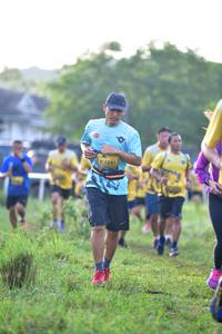 BIB: 1291
                            <button type="button" onclick="openModal(5118346)" class="btn btn-primary btn-sm float-right btn-popup" data-toggle="modal" data-target=".modal-high-quality">
                        <i class="fas fa-shopping-cart"></i> Add to Cart
                    </button>
                                            <button type="button" onclick="isThisMe(5118346, true)" class="btn btn-success btn-sm float-right btn-popup btn-isme hidden" data-toggle="tooltip" data-placement="bottom" title="นี่คือรูปของคุณใช่ไหม คลิกที่นี่เพื่อเอาเข้าอัลบั้ม">
                        <i class="fas fa-plus"></i> Add to album
                    </button>
                    <button type="button" onclick="isThisMe(5118346, false)" class="btn btn-warning btn-sm float-right btn-popup btn-isnotme hidden">
                        <i class="fas fa-ban"></i> Remove from album
                    </button>