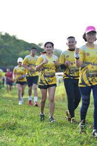 BIB: 069, 0700, 
                            <button type="button" onclick="openModal(5137001)" class="btn btn-primary btn-sm float-right btn-popup" data-toggle="modal" data-target=".modal-high-quality">
                        <i class="fas fa-shopping-cart"></i> Add to Cart
                    </button>
                                            <button type="button" onclick="isThisMe(5137001, true)" class="btn btn-success btn-sm float-right btn-popup btn-isme hidden" data-toggle="tooltip" data-placement="bottom" title="นี่คือรูปของคุณใช่ไหม คลิกที่นี่เพื่อเอาเข้าอัลบั้ม">
                        <i class="fas fa-plus"></i> Add to album
                    </button>
                    <button type="button" onclick="isThisMe(5137001, false)" class="btn btn-warning btn-sm float-right btn-popup btn-isnotme hidden">
                        <i class="fas fa-ban"></i> Remove from album
                    </button>