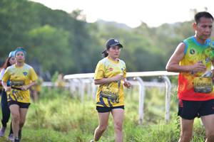 BIB: 0634, 0542
                            <button type="button" onclick="openModal(5160499)" class="btn btn-primary btn-sm float-right btn-popup" data-toggle="modal" data-target=".modal-high-quality">
                        <i class="fas fa-shopping-cart"></i> Add to Cart
                    </button>
                                            <button type="button" onclick="isThisMe(5160499, true)" class="btn btn-success btn-sm float-right btn-popup btn-isme hidden" data-toggle="tooltip" data-placement="bottom" title="นี่คือรูปของคุณใช่ไหม คลิกที่นี่เพื่อเอาเข้าอัลบั้ม">
                        <i class="fas fa-plus"></i> Add to album
                    </button>
                    <button type="button" onclick="isThisMe(5160499, false)" class="btn btn-warning btn-sm float-right btn-popup btn-isnotme hidden">
                        <i class="fas fa-ban"></i> Remove from album
                    </button>