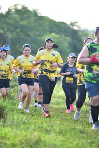 BIB: 0904, 079
                            <button type="button" onclick="openModal(5139474)" class="btn btn-primary btn-sm float-right btn-popup" data-toggle="modal" data-target=".modal-high-quality">
                        <i class="fas fa-shopping-cart"></i> Add to Cart
                    </button>
                                            <button type="button" onclick="isThisMe(5139474, true)" class="btn btn-success btn-sm float-right btn-popup btn-isme hidden" data-toggle="tooltip" data-placement="bottom" title="นี่คือรูปของคุณใช่ไหม คลิกที่นี่เพื่อเอาเข้าอัลบั้ม">
                        <i class="fas fa-plus"></i> Add to album
                    </button>
                    <button type="button" onclick="isThisMe(5139474, false)" class="btn btn-warning btn-sm float-right btn-popup btn-isnotme hidden">
                        <i class="fas fa-ban"></i> Remove from album
                    </button>