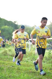 BIB: 529
                            <button type="button" onclick="openModal(5153218)" class="btn btn-primary btn-sm float-right btn-popup" data-toggle="modal" data-target=".modal-high-quality">
                        <i class="fas fa-shopping-cart"></i> Add to Cart
                    </button>
                                            <button type="button" onclick="isThisMe(5153218, true)" class="btn btn-success btn-sm float-right btn-popup btn-isme hidden" data-toggle="tooltip" data-placement="bottom" title="นี่คือรูปของคุณใช่ไหม คลิกที่นี่เพื่อเอาเข้าอัลบั้ม">
                        <i class="fas fa-plus"></i> Add to album
                    </button>
                    <button type="button" onclick="isThisMe(5153218, false)" class="btn btn-warning btn-sm float-right btn-popup btn-isnotme hidden">
                        <i class="fas fa-ban"></i> Remove from album
                    </button>