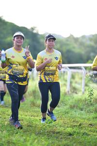 BIB: 502, 0773
                            <button type="button" onclick="openModal(5121527)" class="btn btn-primary btn-sm float-right btn-popup" data-toggle="modal" data-target=".modal-high-quality">
                        <i class="fas fa-shopping-cart"></i> Add to Cart
                    </button>
                                            <button type="button" onclick="isThisMe(5121527, true)" class="btn btn-success btn-sm float-right btn-popup btn-isme hidden" data-toggle="tooltip" data-placement="bottom" title="นี่คือรูปของคุณใช่ไหม คลิกที่นี่เพื่อเอาเข้าอัลบั้ม">
                        <i class="fas fa-plus"></i> Add to album
                    </button>
                    <button type="button" onclick="isThisMe(5121527, false)" class="btn btn-warning btn-sm float-right btn-popup btn-isnotme hidden">
                        <i class="fas fa-ban"></i> Remove from album
                    </button>