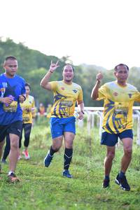 BIB: 0818, 172, 566
                            <button type="button" onclick="openModal(5118819)" class="btn btn-primary btn-sm float-right btn-popup" data-toggle="modal" data-target=".modal-high-quality">
                        <i class="fas fa-shopping-cart"></i> Add to Cart
                    </button>
                                            <button type="button" onclick="isThisMe(5118819, true)" class="btn btn-success btn-sm float-right btn-popup btn-isme hidden" data-toggle="tooltip" data-placement="bottom" title="นี่คือรูปของคุณใช่ไหม คลิกที่นี่เพื่อเอาเข้าอัลบั้ม">
                        <i class="fas fa-plus"></i> Add to album
                    </button>
                    <button type="button" onclick="isThisMe(5118819, false)" class="btn btn-warning btn-sm float-right btn-popup btn-isnotme hidden">
                        <i class="fas fa-ban"></i> Remove from album
                    </button>