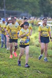 BIB: 1057, 0432
                            <button type="button" onclick="openModal(5136409)" class="btn btn-primary btn-sm float-right btn-popup" data-toggle="modal" data-target=".modal-high-quality">
                        <i class="fas fa-shopping-cart"></i> Add to Cart
                    </button>
                                            <button type="button" onclick="isThisMe(5136409, true)" class="btn btn-success btn-sm float-right btn-popup btn-isme hidden" data-toggle="tooltip" data-placement="bottom" title="นี่คือรูปของคุณใช่ไหม คลิกที่นี่เพื่อเอาเข้าอัลบั้ม">
                        <i class="fas fa-plus"></i> Add to album
                    </button>
                    <button type="button" onclick="isThisMe(5136409, false)" class="btn btn-warning btn-sm float-right btn-popup btn-isnotme hidden">
                        <i class="fas fa-ban"></i> Remove from album
                    </button>