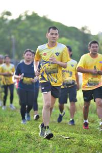 BIB: 1266
                            <button type="button" onclick="openModal(5132143)" class="btn btn-primary btn-sm float-right btn-popup" data-toggle="modal" data-target=".modal-high-quality">
                        <i class="fas fa-shopping-cart"></i> Add to Cart
                    </button>
                                            <button type="button" onclick="isThisMe(5132143, true)" class="btn btn-success btn-sm float-right btn-popup btn-isme hidden" data-toggle="tooltip" data-placement="bottom" title="นี่คือรูปของคุณใช่ไหม คลิกที่นี่เพื่อเอาเข้าอัลบั้ม">
                        <i class="fas fa-plus"></i> Add to album
                    </button>
                    <button type="button" onclick="isThisMe(5132143, false)" class="btn btn-warning btn-sm float-right btn-popup btn-isnotme hidden">
                        <i class="fas fa-ban"></i> Remove from album
                    </button>