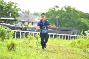 BIB: 1241
                            <button type="button" onclick="openModal(5205915)" class="btn btn-primary btn-sm float-right btn-popup" data-toggle="modal" data-target=".modal-high-quality">
                        <i class="fas fa-shopping-cart"></i> Add to Cart
                    </button>
                                            <button type="button" onclick="isThisMe(5205915, true)" class="btn btn-success btn-sm float-right btn-popup btn-isme hidden" data-toggle="tooltip" data-placement="bottom" title="นี่คือรูปของคุณใช่ไหม คลิกที่นี่เพื่อเอาเข้าอัลบั้ม">
                        <i class="fas fa-plus"></i> Add to album
                    </button>
                    <button type="button" onclick="isThisMe(5205915, false)" class="btn btn-warning btn-sm float-right btn-popup btn-isnotme hidden">
                        <i class="fas fa-ban"></i> Remove from album
                    </button>