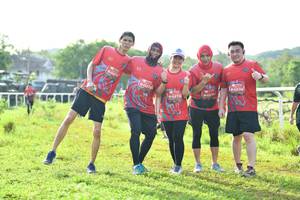 BIB: 0274, 0271, 270, 0273
                            <button type="button" onclick="openModal(5178689)" class="btn btn-primary btn-sm float-right btn-popup" data-toggle="modal" data-target=".modal-high-quality">
                        <i class="fas fa-shopping-cart"></i> Add to Cart
                    </button>
                                            <button type="button" onclick="isThisMe(5178689, true)" class="btn btn-success btn-sm float-right btn-popup btn-isme hidden" data-toggle="tooltip" data-placement="bottom" title="นี่คือรูปของคุณใช่ไหม คลิกที่นี่เพื่อเอาเข้าอัลบั้ม">
                        <i class="fas fa-plus"></i> Add to album
                    </button>
                    <button type="button" onclick="isThisMe(5178689, false)" class="btn btn-warning btn-sm float-right btn-popup btn-isnotme hidden">
                        <i class="fas fa-ban"></i> Remove from album
                    </button>