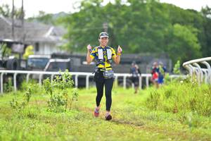 BIB: 0411, 
                            <button type="button" onclick="openModal(5204533)" class="btn btn-primary btn-sm float-right btn-popup" data-toggle="modal" data-target=".modal-high-quality">
                        <i class="fas fa-shopping-cart"></i> Add to Cart
                    </button>
                                            <button type="button" onclick="isThisMe(5204533, true)" class="btn btn-success btn-sm float-right btn-popup btn-isme hidden" data-toggle="tooltip" data-placement="bottom" title="นี่คือรูปของคุณใช่ไหม คลิกที่นี่เพื่อเอาเข้าอัลบั้ม">
                        <i class="fas fa-plus"></i> Add to album
                    </button>
                    <button type="button" onclick="isThisMe(5204533, false)" class="btn btn-warning btn-sm float-right btn-popup btn-isnotme hidden">
                        <i class="fas fa-ban"></i> Remove from album
                    </button>