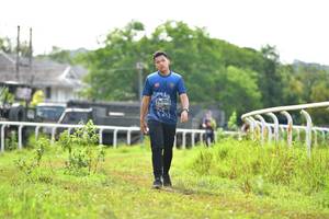 BIB: 761
                            <button type="button" onclick="openModal(5205422)" class="btn btn-primary btn-sm float-right btn-popup" data-toggle="modal" data-target=".modal-high-quality">
                        <i class="fas fa-shopping-cart"></i> Add to Cart
                    </button>
                                            <button type="button" onclick="isThisMe(5205422, true)" class="btn btn-success btn-sm float-right btn-popup btn-isme hidden" data-toggle="tooltip" data-placement="bottom" title="นี่คือรูปของคุณใช่ไหม คลิกที่นี่เพื่อเอาเข้าอัลบั้ม">
                        <i class="fas fa-plus"></i> Add to album
                    </button>
                    <button type="button" onclick="isThisMe(5205422, false)" class="btn btn-warning btn-sm float-right btn-popup btn-isnotme hidden">
                        <i class="fas fa-ban"></i> Remove from album
                    </button>