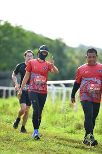 BIB: 0232, 0233
                            <button type="button" onclick="openModal(5203097)" class="btn btn-primary btn-sm float-right btn-popup" data-toggle="modal" data-target=".modal-high-quality">
                        <i class="fas fa-shopping-cart"></i> Add to Cart
                    </button>
                                            <button type="button" onclick="isThisMe(5203097, true)" class="btn btn-success btn-sm float-right btn-popup btn-isme hidden" data-toggle="tooltip" data-placement="bottom" title="นี่คือรูปของคุณใช่ไหม คลิกที่นี่เพื่อเอาเข้าอัลบั้ม">
                        <i class="fas fa-plus"></i> Add to album
                    </button>
                    <button type="button" onclick="isThisMe(5203097, false)" class="btn btn-warning btn-sm float-right btn-popup btn-isnotme hidden">
                        <i class="fas fa-ban"></i> Remove from album
                    </button>