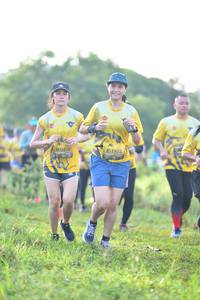 BIB: 0418, 1102
                            <button type="button" onclick="openModal(5135515)" class="btn btn-primary btn-sm float-right btn-popup" data-toggle="modal" data-target=".modal-high-quality">
                        <i class="fas fa-shopping-cart"></i> Add to Cart
                    </button>
                                            <button type="button" onclick="isThisMe(5135515, true)" class="btn btn-success btn-sm float-right btn-popup btn-isme hidden" data-toggle="tooltip" data-placement="bottom" title="นี่คือรูปของคุณใช่ไหม คลิกที่นี่เพื่อเอาเข้าอัลบั้ม">
                        <i class="fas fa-plus"></i> Add to album
                    </button>
                    <button type="button" onclick="isThisMe(5135515, false)" class="btn btn-warning btn-sm float-right btn-popup btn-isnotme hidden">
                        <i class="fas fa-ban"></i> Remove from album
                    </button>