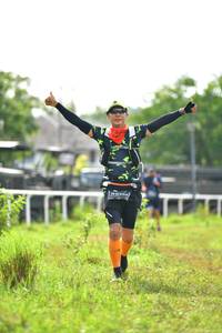 BIB: 352
                            <button type="button" onclick="openModal(5205201)" class="btn btn-primary btn-sm float-right btn-popup" data-toggle="modal" data-target=".modal-high-quality">
                        <i class="fas fa-shopping-cart"></i> Add to Cart
                    </button>
                                            <button type="button" onclick="isThisMe(5205201, true)" class="btn btn-success btn-sm float-right btn-popup btn-isme hidden" data-toggle="tooltip" data-placement="bottom" title="นี่คือรูปของคุณใช่ไหม คลิกที่นี่เพื่อเอาเข้าอัลบั้ม">
                        <i class="fas fa-plus"></i> Add to album
                    </button>
                    <button type="button" onclick="isThisMe(5205201, false)" class="btn btn-warning btn-sm float-right btn-popup btn-isnotme hidden">
                        <i class="fas fa-ban"></i> Remove from album
                    </button>