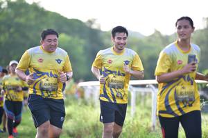 BIB: 0390, 0334, 
                            <button type="button" onclick="openModal(5133589)" class="btn btn-primary btn-sm float-right btn-popup" data-toggle="modal" data-target=".modal-high-quality">
                        <i class="fas fa-shopping-cart"></i> Add to Cart
                    </button>
                                            <button type="button" onclick="isThisMe(5133589, true)" class="btn btn-success btn-sm float-right btn-popup btn-isme hidden" data-toggle="tooltip" data-placement="bottom" title="นี่คือรูปของคุณใช่ไหม คลิกที่นี่เพื่อเอาเข้าอัลบั้ม">
                        <i class="fas fa-plus"></i> Add to album
                    </button>
                    <button type="button" onclick="isThisMe(5133589, false)" class="btn btn-warning btn-sm float-right btn-popup btn-isnotme hidden">
                        <i class="fas fa-ban"></i> Remove from album
                    </button>