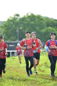BIB: 0130, 0240, 025, 930
                            <button type="button" onclick="openModal(5196679)" class="btn btn-primary btn-sm float-right btn-popup" data-toggle="modal" data-target=".modal-high-quality">
                        <i class="fas fa-shopping-cart"></i> Add to Cart
                    </button>
                                            <button type="button" onclick="isThisMe(5196679, true)" class="btn btn-success btn-sm float-right btn-popup btn-isme hidden" data-toggle="tooltip" data-placement="bottom" title="นี่คือรูปของคุณใช่ไหม คลิกที่นี่เพื่อเอาเข้าอัลบั้ม">
                        <i class="fas fa-plus"></i> Add to album
                    </button>
                    <button type="button" onclick="isThisMe(5196679, false)" class="btn btn-warning btn-sm float-right btn-popup btn-isnotme hidden">
                        <i class="fas fa-ban"></i> Remove from album
                    </button>
