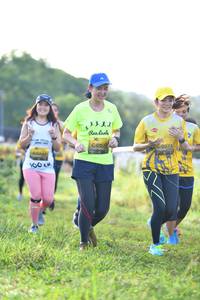 BIB: 572, 573, 100
                            <button type="button" onclick="openModal(5138927)" class="btn btn-primary btn-sm float-right btn-popup" data-toggle="modal" data-target=".modal-high-quality">
                        <i class="fas fa-shopping-cart"></i> Add to Cart
                    </button>
                                            <button type="button" onclick="isThisMe(5138927, true)" class="btn btn-success btn-sm float-right btn-popup btn-isme hidden" data-toggle="tooltip" data-placement="bottom" title="นี่คือรูปของคุณใช่ไหม คลิกที่นี่เพื่อเอาเข้าอัลบั้ม">
                        <i class="fas fa-plus"></i> Add to album
                    </button>
                    <button type="button" onclick="isThisMe(5138927, false)" class="btn btn-warning btn-sm float-right btn-popup btn-isnotme hidden">
                        <i class="fas fa-ban"></i> Remove from album
                    </button>