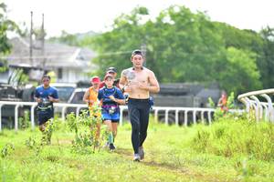 BIB: 
                            <button type="button" onclick="openModal(5208354)" class="btn btn-primary btn-sm float-right btn-popup" data-toggle="modal" data-target=".modal-high-quality">
                        <i class="fas fa-shopping-cart"></i> Add to Cart
                    </button>
                                            <button type="button" onclick="isThisMe(5208354, true)" class="btn btn-success btn-sm float-right btn-popup btn-isme hidden" data-toggle="tooltip" data-placement="bottom" title="นี่คือรูปของคุณใช่ไหม คลิกที่นี่เพื่อเอาเข้าอัลบั้ม">
                        <i class="fas fa-plus"></i> Add to album
                    </button>
                    <button type="button" onclick="isThisMe(5208354, false)" class="btn btn-warning btn-sm float-right btn-popup btn-isnotme hidden">
                        <i class="fas fa-ban"></i> Remove from album
                    </button>