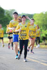 BIB: 0961
                            <button type="button" onclick="openModal(4896251)" class="btn btn-primary btn-sm float-right btn-popup" data-toggle="modal" data-target=".modal-high-quality">
                        <i class="fas fa-shopping-cart"></i> Add to Cart
                    </button>
                                            <button type="button" onclick="isThisMe(4896251, true)" class="btn btn-success btn-sm float-right btn-popup btn-isme hidden" data-toggle="tooltip" data-placement="bottom" title="นี่คือรูปของคุณใช่ไหม คลิกที่นี่เพื่อเอาเข้าอัลบั้ม">
                        <i class="fas fa-plus"></i> Add to album
                    </button>
                    <button type="button" onclick="isThisMe(4896251, false)" class="btn btn-warning btn-sm float-right btn-popup btn-isnotme hidden">
                        <i class="fas fa-ban"></i> Remove from album
                    </button>