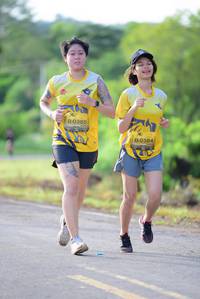 BIB: 0385, 0384, 
                            <button type="button" onclick="openModal(4912993)" class="btn btn-primary btn-sm float-right btn-popup" data-toggle="modal" data-target=".modal-high-quality">
                        <i class="fas fa-shopping-cart"></i> Add to Cart
                    </button>
                                            <button type="button" onclick="isThisMe(4912993, true)" class="btn btn-success btn-sm float-right btn-popup btn-isme hidden" data-toggle="tooltip" data-placement="bottom" title="นี่คือรูปของคุณใช่ไหม คลิกที่นี่เพื่อเอาเข้าอัลบั้ม">
                        <i class="fas fa-plus"></i> Add to album
                    </button>
                    <button type="button" onclick="isThisMe(4912993, false)" class="btn btn-warning btn-sm float-right btn-popup btn-isnotme hidden">
                        <i class="fas fa-ban"></i> Remove from album
                    </button>