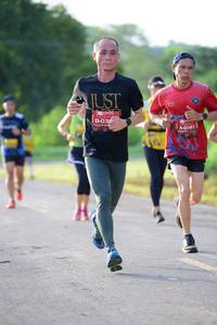 BIB: 0161
                            <button type="button" onclick="openModal(4895725)" class="btn btn-primary btn-sm float-right btn-popup" data-toggle="modal" data-target=".modal-high-quality">
                        <i class="fas fa-shopping-cart"></i> Add to Cart
                    </button>
                                            <button type="button" onclick="isThisMe(4895725, true)" class="btn btn-success btn-sm float-right btn-popup btn-isme hidden" data-toggle="tooltip" data-placement="bottom" title="นี่คือรูปของคุณใช่ไหม คลิกที่นี่เพื่อเอาเข้าอัลบั้ม">
                        <i class="fas fa-plus"></i> Add to album
                    </button>
                    <button type="button" onclick="isThisMe(4895725, false)" class="btn btn-warning btn-sm float-right btn-popup btn-isnotme hidden">
                        <i class="fas fa-ban"></i> Remove from album
                    </button>