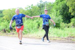 BIB: 077, 
                            <button type="button" onclick="openModal(4980527)" class="btn btn-primary btn-sm float-right btn-popup" data-toggle="modal" data-target=".modal-high-quality">
                        <i class="fas fa-shopping-cart"></i> Add to Cart
                    </button>
                                            <button type="button" onclick="isThisMe(4980527, true)" class="btn btn-success btn-sm float-right btn-popup btn-isme hidden" data-toggle="tooltip" data-placement="bottom" title="นี่คือรูปของคุณใช่ไหม คลิกที่นี่เพื่อเอาเข้าอัลบั้ม">
                        <i class="fas fa-plus"></i> Add to album
                    </button>
                    <button type="button" onclick="isThisMe(4980527, false)" class="btn btn-warning btn-sm float-right btn-popup btn-isnotme hidden">
                        <i class="fas fa-ban"></i> Remove from album
                    </button>