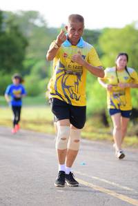 BIB: 1225
                            <button type="button" onclick="openModal(4899924)" class="btn btn-primary btn-sm float-right btn-popup" data-toggle="modal" data-target=".modal-high-quality">
                        <i class="fas fa-shopping-cart"></i> Add to Cart
                    </button>
                                            <button type="button" onclick="isThisMe(4899924, true)" class="btn btn-success btn-sm float-right btn-popup btn-isme hidden" data-toggle="tooltip" data-placement="bottom" title="นี่คือรูปของคุณใช่ไหม คลิกที่นี่เพื่อเอาเข้าอัลบั้ม">
                        <i class="fas fa-plus"></i> Add to album
                    </button>
                    <button type="button" onclick="isThisMe(4899924, false)" class="btn btn-warning btn-sm float-right btn-popup btn-isnotme hidden">
                        <i class="fas fa-ban"></i> Remove from album
                    </button>