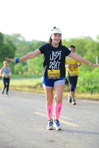 BIB: 0919
                            <button type="button" onclick="openModal(4894460)" class="btn btn-primary btn-sm float-right btn-popup" data-toggle="modal" data-target=".modal-high-quality">
                        <i class="fas fa-shopping-cart"></i> Add to Cart
                    </button>
                                            <button type="button" onclick="isThisMe(4894460, true)" class="btn btn-success btn-sm float-right btn-popup btn-isme hidden" data-toggle="tooltip" data-placement="bottom" title="นี่คือรูปของคุณใช่ไหม คลิกที่นี่เพื่อเอาเข้าอัลบั้ม">
                        <i class="fas fa-plus"></i> Add to album
                    </button>
                    <button type="button" onclick="isThisMe(4894460, false)" class="btn btn-warning btn-sm float-right btn-popup btn-isnotme hidden">
                        <i class="fas fa-ban"></i> Remove from album
                    </button>