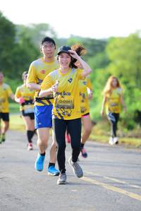 BIB: 0961
                            <button type="button" onclick="openModal(4896238)" class="btn btn-primary btn-sm float-right btn-popup" data-toggle="modal" data-target=".modal-high-quality">
                        <i class="fas fa-shopping-cart"></i> Add to Cart
                    </button>
                                            <button type="button" onclick="isThisMe(4896238, true)" class="btn btn-success btn-sm float-right btn-popup btn-isme hidden" data-toggle="tooltip" data-placement="bottom" title="นี่คือรูปของคุณใช่ไหม คลิกที่นี่เพื่อเอาเข้าอัลบั้ม">
                        <i class="fas fa-plus"></i> Add to album
                    </button>
                    <button type="button" onclick="isThisMe(4896238, false)" class="btn btn-warning btn-sm float-right btn-popup btn-isnotme hidden">
                        <i class="fas fa-ban"></i> Remove from album
                    </button>