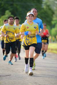 BIB: 1154
                            <button type="button" onclick="openModal(4897017)" class="btn btn-primary btn-sm float-right btn-popup" data-toggle="modal" data-target=".modal-high-quality">
                        <i class="fas fa-shopping-cart"></i> Add to Cart
                    </button>
                                            <button type="button" onclick="isThisMe(4897017, true)" class="btn btn-success btn-sm float-right btn-popup btn-isme hidden" data-toggle="tooltip" data-placement="bottom" title="นี่คือรูปของคุณใช่ไหม คลิกที่นี่เพื่อเอาเข้าอัลบั้ม">
                        <i class="fas fa-plus"></i> Add to album
                    </button>
                    <button type="button" onclick="isThisMe(4897017, false)" class="btn btn-warning btn-sm float-right btn-popup btn-isnotme hidden">
                        <i class="fas fa-ban"></i> Remove from album
                    </button>