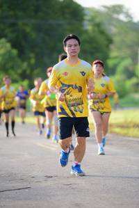 BIB: 0934
                            <button type="button" onclick="openModal(4893335)" class="btn btn-primary btn-sm float-right btn-popup" data-toggle="modal" data-target=".modal-high-quality">
                        <i class="fas fa-shopping-cart"></i> Add to Cart
                    </button>
                                            <button type="button" onclick="isThisMe(4893335, true)" class="btn btn-success btn-sm float-right btn-popup btn-isme hidden" data-toggle="tooltip" data-placement="bottom" title="นี่คือรูปของคุณใช่ไหม คลิกที่นี่เพื่อเอาเข้าอัลบั้ม">
                        <i class="fas fa-plus"></i> Add to album
                    </button>
                    <button type="button" onclick="isThisMe(4893335, false)" class="btn btn-warning btn-sm float-right btn-popup btn-isnotme hidden">
                        <i class="fas fa-ban"></i> Remove from album
                    </button>