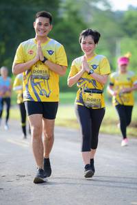 BIB: 0816, 0817
                            <button type="button" onclick="openModal(4908759)" class="btn btn-primary btn-sm float-right btn-popup" data-toggle="modal" data-target=".modal-high-quality">
                        <i class="fas fa-shopping-cart"></i> Add to Cart
                    </button>
                                            <button type="button" onclick="isThisMe(4908759, true)" class="btn btn-success btn-sm float-right btn-popup btn-isme hidden" data-toggle="tooltip" data-placement="bottom" title="นี่คือรูปของคุณใช่ไหม คลิกที่นี่เพื่อเอาเข้าอัลบั้ม">
                        <i class="fas fa-plus"></i> Add to album
                    </button>
                    <button type="button" onclick="isThisMe(4908759, false)" class="btn btn-warning btn-sm float-right btn-popup btn-isnotme hidden">
                        <i class="fas fa-ban"></i> Remove from album
                    </button>