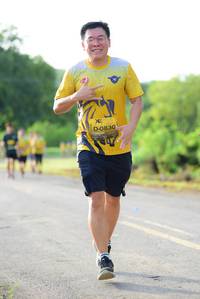 BIB: 0830
                            <button type="button" onclick="openModal(4902413)" class="btn btn-primary btn-sm float-right btn-popup" data-toggle="modal" data-target=".modal-high-quality">
                        <i class="fas fa-shopping-cart"></i> Add to Cart
                    </button>
                                            <button type="button" onclick="isThisMe(4902413, true)" class="btn btn-success btn-sm float-right btn-popup btn-isme hidden" data-toggle="tooltip" data-placement="bottom" title="นี่คือรูปของคุณใช่ไหม คลิกที่นี่เพื่อเอาเข้าอัลบั้ม">
                        <i class="fas fa-plus"></i> Add to album
                    </button>
                    <button type="button" onclick="isThisMe(4902413, false)" class="btn btn-warning btn-sm float-right btn-popup btn-isnotme hidden">
                        <i class="fas fa-ban"></i> Remove from album
                    </button>