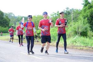 BIB: 0240, 0252, 024
                            <button type="button" onclick="openModal(4954205)" class="btn btn-primary btn-sm float-right btn-popup" data-toggle="modal" data-target=".modal-high-quality">
                        <i class="fas fa-shopping-cart"></i> Add to Cart
                    </button>
                                            <button type="button" onclick="isThisMe(4954205, true)" class="btn btn-success btn-sm float-right btn-popup btn-isme hidden" data-toggle="tooltip" data-placement="bottom" title="นี่คือรูปของคุณใช่ไหม คลิกที่นี่เพื่อเอาเข้าอัลบั้ม">
                        <i class="fas fa-plus"></i> Add to album
                    </button>
                    <button type="button" onclick="isThisMe(4954205, false)" class="btn btn-warning btn-sm float-right btn-popup btn-isnotme hidden">
                        <i class="fas fa-ban"></i> Remove from album
                    </button>