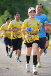 BIB: 1154
                            <button type="button" onclick="openModal(4897038)" class="btn btn-primary btn-sm float-right btn-popup" data-toggle="modal" data-target=".modal-high-quality">
                        <i class="fas fa-shopping-cart"></i> Add to Cart
                    </button>
                                            <button type="button" onclick="isThisMe(4897038, true)" class="btn btn-success btn-sm float-right btn-popup btn-isme hidden" data-toggle="tooltip" data-placement="bottom" title="นี่คือรูปของคุณใช่ไหม คลิกที่นี่เพื่อเอาเข้าอัลบั้ม">
                        <i class="fas fa-plus"></i> Add to album
                    </button>
                    <button type="button" onclick="isThisMe(4897038, false)" class="btn btn-warning btn-sm float-right btn-popup btn-isnotme hidden">
                        <i class="fas fa-ban"></i> Remove from album
                    </button>