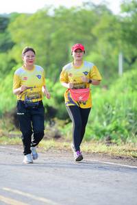 BIB: 0946, 0947
                            <button type="button" onclick="openModal(4927189)" class="btn btn-primary btn-sm float-right btn-popup" data-toggle="modal" data-target=".modal-high-quality">
                        <i class="fas fa-shopping-cart"></i> Add to Cart
                    </button>
                                            <button type="button" onclick="isThisMe(4927189, true)" class="btn btn-success btn-sm float-right btn-popup btn-isme hidden" data-toggle="tooltip" data-placement="bottom" title="นี่คือรูปของคุณใช่ไหม คลิกที่นี่เพื่อเอาเข้าอัลบั้ม">
                        <i class="fas fa-plus"></i> Add to album
                    </button>
                    <button type="button" onclick="isThisMe(4927189, false)" class="btn btn-warning btn-sm float-right btn-popup btn-isnotme hidden">
                        <i class="fas fa-ban"></i> Remove from album
                    </button>