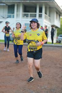 BIB: 0631
                            <button type="button" onclick="openModal(4951635)" class="btn btn-primary btn-sm float-right btn-popup" data-toggle="modal" data-target=".modal-high-quality">
                        <i class="fas fa-shopping-cart"></i> Add to Cart
                    </button>
                                            <button type="button" onclick="isThisMe(4951635, true)" class="btn btn-success btn-sm float-right btn-popup btn-isme hidden" data-toggle="tooltip" data-placement="bottom" title="นี่คือรูปของคุณใช่ไหม คลิกที่นี่เพื่อเอาเข้าอัลบั้ม">
                        <i class="fas fa-plus"></i> Add to album
                    </button>
                    <button type="button" onclick="isThisMe(4951635, false)" class="btn btn-warning btn-sm float-right btn-popup btn-isnotme hidden">
                        <i class="fas fa-ban"></i> Remove from album
                    </button>