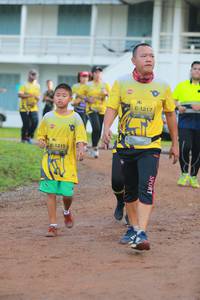 BIB: 1217, 1215
                            <button type="button" onclick="openModal(4955557)" class="btn btn-primary btn-sm float-right btn-popup" data-toggle="modal" data-target=".modal-high-quality">
                        <i class="fas fa-shopping-cart"></i> Add to Cart
                    </button>
                                            <button type="button" onclick="isThisMe(4955557, true)" class="btn btn-success btn-sm float-right btn-popup btn-isme hidden" data-toggle="tooltip" data-placement="bottom" title="นี่คือรูปของคุณใช่ไหม คลิกที่นี่เพื่อเอาเข้าอัลบั้ม">
                        <i class="fas fa-plus"></i> Add to album
                    </button>
                    <button type="button" onclick="isThisMe(4955557, false)" class="btn btn-warning btn-sm float-right btn-popup btn-isnotme hidden">
                        <i class="fas fa-ban"></i> Remove from album
                    </button>