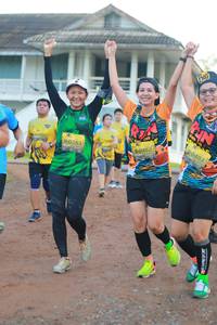 BIB: 0353, 0453, 0452
                            <button type="button" onclick="openModal(4958775)" class="btn btn-primary btn-sm float-right btn-popup" data-toggle="modal" data-target=".modal-high-quality">
                        <i class="fas fa-shopping-cart"></i> Add to Cart
                    </button>
                                            <button type="button" onclick="isThisMe(4958775, true)" class="btn btn-success btn-sm float-right btn-popup btn-isme hidden" data-toggle="tooltip" data-placement="bottom" title="นี่คือรูปของคุณใช่ไหม คลิกที่นี่เพื่อเอาเข้าอัลบั้ม">
                        <i class="fas fa-plus"></i> Add to album
                    </button>
                    <button type="button" onclick="isThisMe(4958775, false)" class="btn btn-warning btn-sm float-right btn-popup btn-isnotme hidden">
                        <i class="fas fa-ban"></i> Remove from album
                    </button>