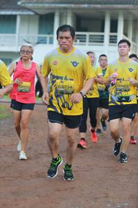 BIB: 902, 0734
                            <button type="button" onclick="openModal(4937975)" class="btn btn-primary btn-sm float-right btn-popup" data-toggle="modal" data-target=".modal-high-quality">
                        <i class="fas fa-shopping-cart"></i> Add to Cart
                    </button>
                                            <button type="button" onclick="isThisMe(4937975, true)" class="btn btn-success btn-sm float-right btn-popup btn-isme hidden" data-toggle="tooltip" data-placement="bottom" title="นี่คือรูปของคุณใช่ไหม คลิกที่นี่เพื่อเอาเข้าอัลบั้ม">
                        <i class="fas fa-plus"></i> Add to album
                    </button>
                    <button type="button" onclick="isThisMe(4937975, false)" class="btn btn-warning btn-sm float-right btn-popup btn-isnotme hidden">
                        <i class="fas fa-ban"></i> Remove from album
                    </button>