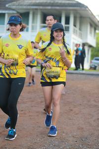 BIB: 0846
                            <button type="button" onclick="openModal(4954079)" class="btn btn-primary btn-sm float-right btn-popup" data-toggle="modal" data-target=".modal-high-quality">
                        <i class="fas fa-shopping-cart"></i> Add to Cart
                    </button>
                                            <button type="button" onclick="isThisMe(4954079, true)" class="btn btn-success btn-sm float-right btn-popup btn-isme hidden" data-toggle="tooltip" data-placement="bottom" title="นี่คือรูปของคุณใช่ไหม คลิกที่นี่เพื่อเอาเข้าอัลบั้ม">
                        <i class="fas fa-plus"></i> Add to album
                    </button>
                    <button type="button" onclick="isThisMe(4954079, false)" class="btn btn-warning btn-sm float-right btn-popup btn-isnotme hidden">
                        <i class="fas fa-ban"></i> Remove from album
                    </button>