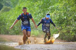 BIB: 881, 0882, 
                            <button type="button" onclick="openModal(4908335)" class="btn btn-primary btn-sm float-right btn-popup" data-toggle="modal" data-target=".modal-high-quality">
                        <i class="fas fa-shopping-cart"></i> Add to Cart
                    </button>
                                            <button type="button" onclick="isThisMe(4908335, true)" class="btn btn-success btn-sm float-right btn-popup btn-isme hidden" data-toggle="tooltip" data-placement="bottom" title="นี่คือรูปของคุณใช่ไหม คลิกที่นี่เพื่อเอาเข้าอัลบั้ม">
                        <i class="fas fa-plus"></i> Add to album
                    </button>
                    <button type="button" onclick="isThisMe(4908335, false)" class="btn btn-warning btn-sm float-right btn-popup btn-isnotme hidden">
                        <i class="fas fa-ban"></i> Remove from album
                    </button>