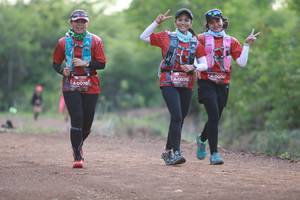 BIB: 0074, 0075, 0076
                            <button type="button" onclick="openModal(5154633)" class="btn btn-primary btn-sm float-right btn-popup" data-toggle="modal" data-target=".modal-high-quality">
                        <i class="fas fa-shopping-cart"></i> Add to Cart
                    </button>
                                            <button type="button" onclick="isThisMe(5154633, true)" class="btn btn-success btn-sm float-right btn-popup btn-isme hidden" data-toggle="tooltip" data-placement="bottom" title="นี่คือรูปของคุณใช่ไหม คลิกที่นี่เพื่อเอาเข้าอัลบั้ม">
                        <i class="fas fa-plus"></i> Add to album
                    </button>
                    <button type="button" onclick="isThisMe(5154633, false)" class="btn btn-warning btn-sm float-right btn-popup btn-isnotme hidden">
                        <i class="fas fa-ban"></i> Remove from album
                    </button>