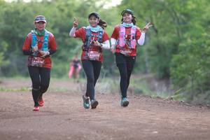 BIB: 40074, 0075, 0076
                            <button type="button" onclick="openModal(5154614)" class="btn btn-primary btn-sm float-right btn-popup" data-toggle="modal" data-target=".modal-high-quality">
                        <i class="fas fa-shopping-cart"></i> Add to Cart
                    </button>
                                            <button type="button" onclick="isThisMe(5154614, true)" class="btn btn-success btn-sm float-right btn-popup btn-isme hidden" data-toggle="tooltip" data-placement="bottom" title="นี่คือรูปของคุณใช่ไหม คลิกที่นี่เพื่อเอาเข้าอัลบั้ม">
                        <i class="fas fa-plus"></i> Add to album
                    </button>
                    <button type="button" onclick="isThisMe(5154614, false)" class="btn btn-warning btn-sm float-right btn-popup btn-isnotme hidden">
                        <i class="fas fa-ban"></i> Remove from album
                    </button>