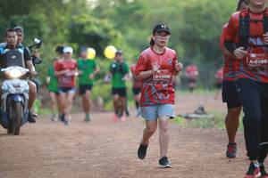 BIB: 199, 0358
                            <button type="button" onclick="openModal(5151710)" class="btn btn-primary btn-sm float-right btn-popup" data-toggle="modal" data-target=".modal-high-quality">
                        <i class="fas fa-shopping-cart"></i> Add to Cart
                    </button>
                                            <button type="button" onclick="isThisMe(5151710, true)" class="btn btn-success btn-sm float-right btn-popup btn-isme hidden" data-toggle="tooltip" data-placement="bottom" title="นี่คือรูปของคุณใช่ไหม คลิกที่นี่เพื่อเอาเข้าอัลบั้ม">
                        <i class="fas fa-plus"></i> Add to album
                    </button>
                    <button type="button" onclick="isThisMe(5151710, false)" class="btn btn-warning btn-sm float-right btn-popup btn-isnotme hidden">
                        <i class="fas fa-ban"></i> Remove from album
                    </button>