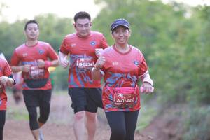 BIB: 274, 0142
                            <button type="button" onclick="openModal(5118187)" class="btn btn-primary btn-sm float-right btn-popup" data-toggle="modal" data-target=".modal-high-quality">
                        <i class="fas fa-shopping-cart"></i> Add to Cart
                    </button>
                                            <button type="button" onclick="isThisMe(5118187, true)" class="btn btn-success btn-sm float-right btn-popup btn-isme hidden" data-toggle="tooltip" data-placement="bottom" title="นี่คือรูปของคุณใช่ไหม คลิกที่นี่เพื่อเอาเข้าอัลบั้ม">
                        <i class="fas fa-plus"></i> Add to album
                    </button>
                    <button type="button" onclick="isThisMe(5118187, false)" class="btn btn-warning btn-sm float-right btn-popup btn-isnotme hidden">
                        <i class="fas fa-ban"></i> Remove from album
                    </button>