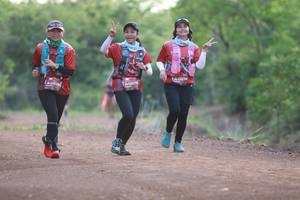 BIB: 0074, 076, 0075
                            <button type="button" onclick="openModal(5154616)" class="btn btn-primary btn-sm float-right btn-popup" data-toggle="modal" data-target=".modal-high-quality">
                        <i class="fas fa-shopping-cart"></i> Add to Cart
                    </button>
                                            <button type="button" onclick="isThisMe(5154616, true)" class="btn btn-success btn-sm float-right btn-popup btn-isme hidden" data-toggle="tooltip" data-placement="bottom" title="นี่คือรูปของคุณใช่ไหม คลิกที่นี่เพื่อเอาเข้าอัลบั้ม">
                        <i class="fas fa-plus"></i> Add to album
                    </button>
                    <button type="button" onclick="isThisMe(5154616, false)" class="btn btn-warning btn-sm float-right btn-popup btn-isnotme hidden">
                        <i class="fas fa-ban"></i> Remove from album
                    </button>